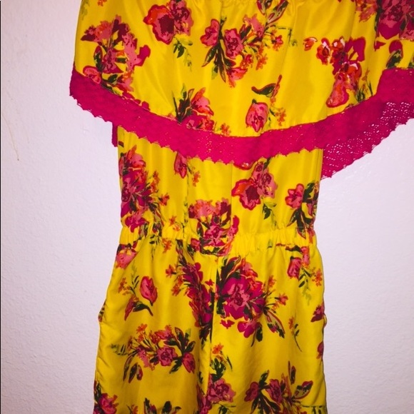 Jumpsuit - Picture 4 of 8